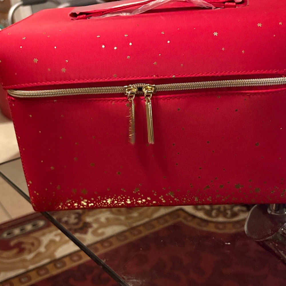Elegant Red Women's Bag with Gold Accents by Estée Lauder Cosmetic Case